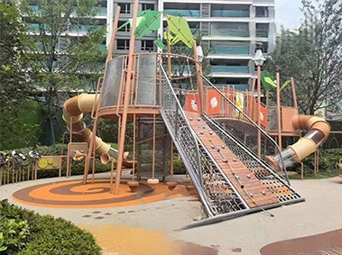 四川泸州小区儿童滑梯+攀爬架