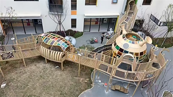 湖南长沙幼儿园大型玩具滑滑梯