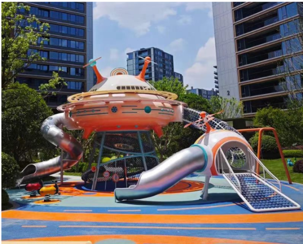 武汉太空飞碟造型不锈钢滑梯+攀爬架