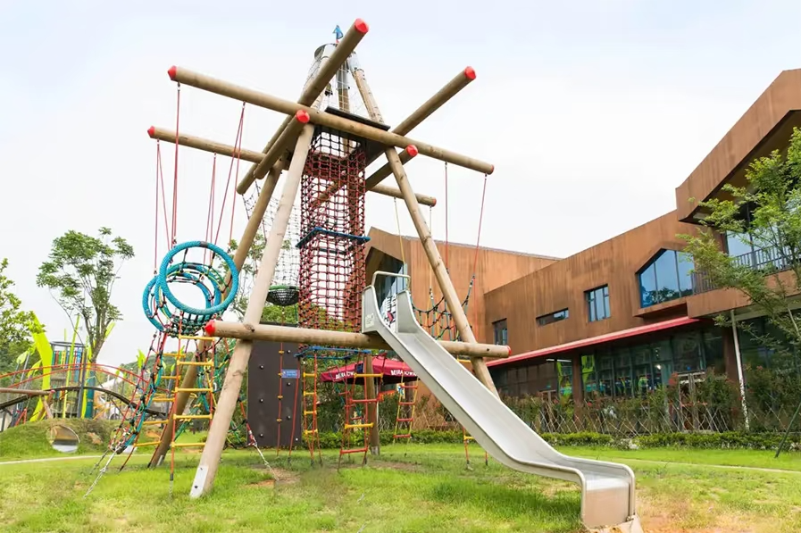 儿童组合探险设备